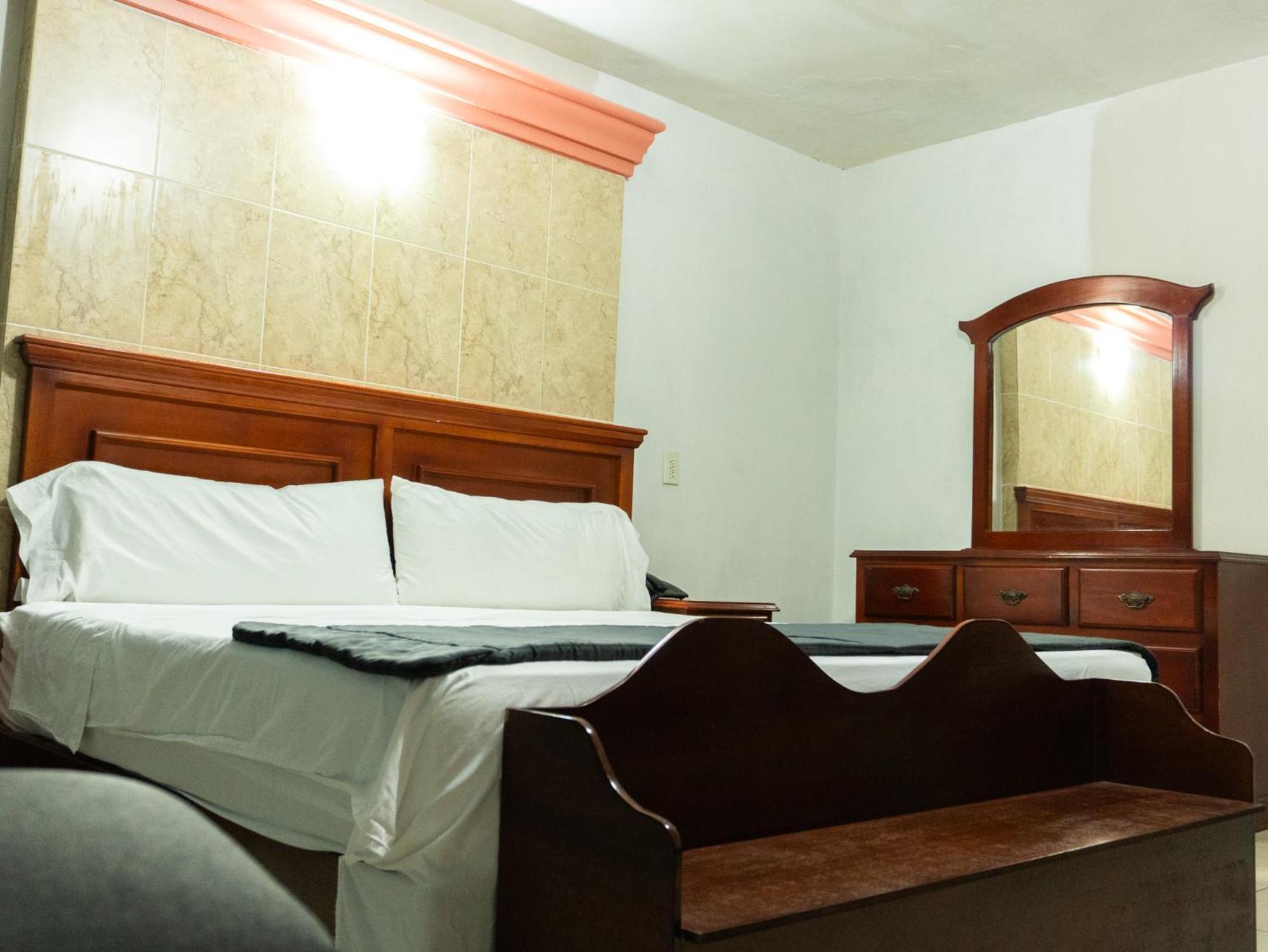 Hotel Real De La Barca 외부 사진